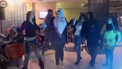 Arap kızların pornosu