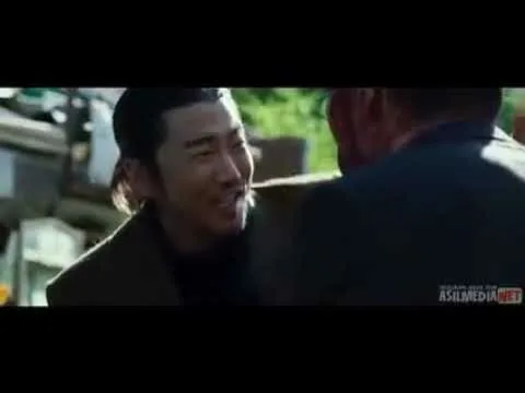 Қыздардың трусилары толқудан су болып қалды.