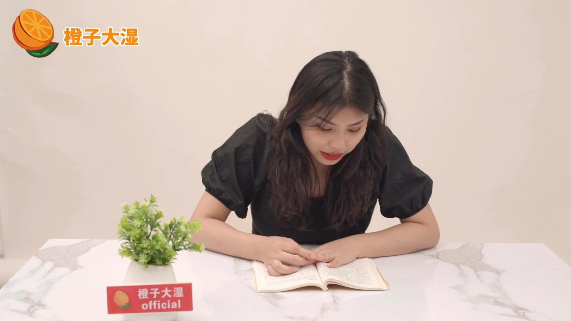 【跳蛋閱讀】青龙文学第六季 性感秋秋呻吟跳蛋阅读《微雪的早餐》橙子大湿offficial | 订阅我们：  Youtube;www.youtube.comchannelUCIMWDAM8zgUKNck7mmapZww?view_as=subscriber  Facebook:www.facebook.comchengzidashioffical... | By ...