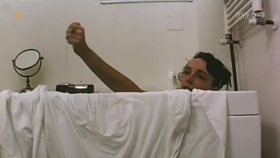 Менің әдемі күтушімдегі жалаңаш Ксюша