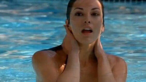 Alana De La Garza Hot