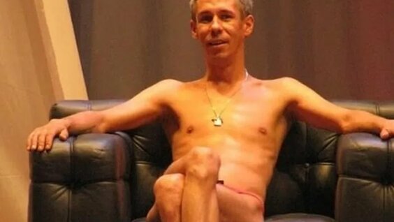 Қара адам бар порно жетілген әйел