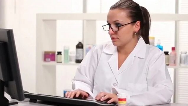 Как правильно полоскать горло Хлоргексидином? Основные правила и советы ...