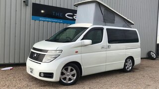 2002 Nissan Elgrand.