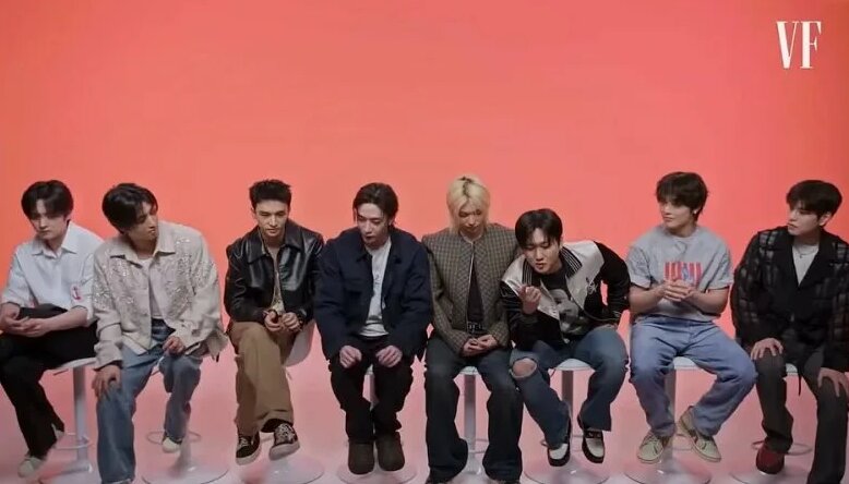 cr. spearhyunnie — Видео от You can Stay | Stray Kids - Смотреть онлайн ...