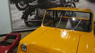 СМЗ С-3Д — двухместный четырёхколёсный автомобиль-мотоколяска Серпуховского автозавода 1970 г. СССР