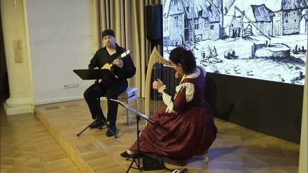 Entra mayo y sale abril (Spanish medieval tune) renaissance guitar and gothic harp
