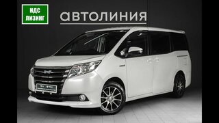 Toyota Noah '2014