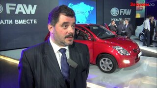 Хетчбэк FAW V2 и седан V5 представлены в России