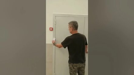 Магнитный замок с аварийной кнопкой для торгового центра, Часть 2