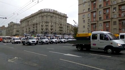 Компрессоры Атлас Копко на параде техники Москва Atlas Copco