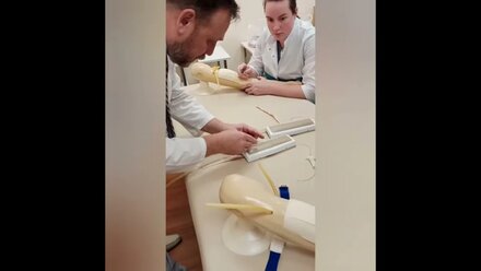 Занятия на курсах по медицинской подготовки