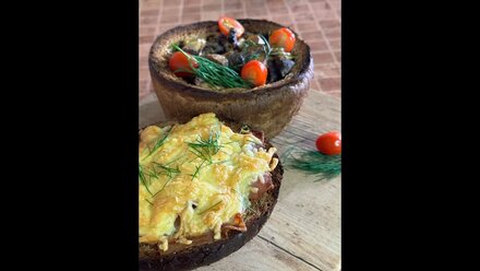 Говядина по-Строгановски в хлебе. Родная кухня с Антроповыми.