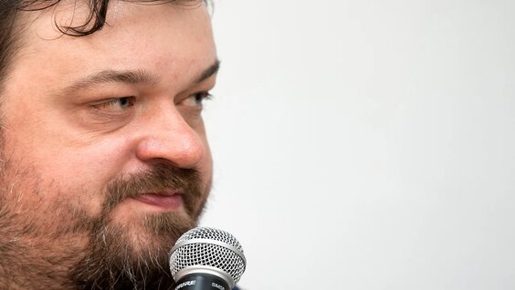 Василий Уткин комментирует футбольный матч — Видео от Футбол Ивановской области