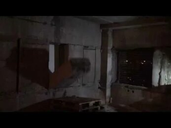 Демонтаж выпиленного фрагмента стены оконного проема