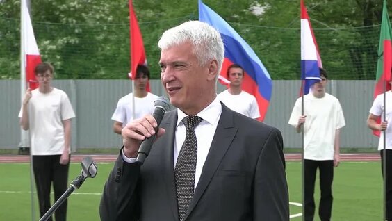 Открытие нового футбольного стадиона в СКФУ. — Видео от Овертайм. Ставропольский край