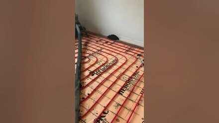 Смотреть всем!!! Шикарное качество нашей стяжки в нашем доме от Арыслан-Строй!!!