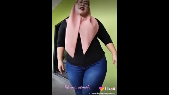 Jilboob semok montok 2021
