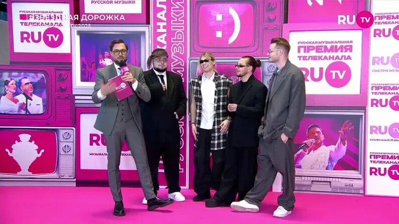 Премия_RU_TV_2025_21_мая_1_выпуск.mp4 — Видео от Алексей Богомолов ...