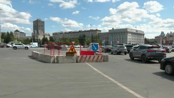 Обвал дороги в центре Новосибирска попал на видео — Видео от ОТС-Горсайт