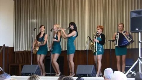 Navihanke 2014 USA Tour - Opening number in San Francisco - Смотреть ...