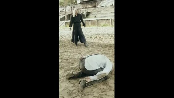 Работа каскадёра, который изображает смерть. Невероятное мастерство! — Видео от Шедевры ре…