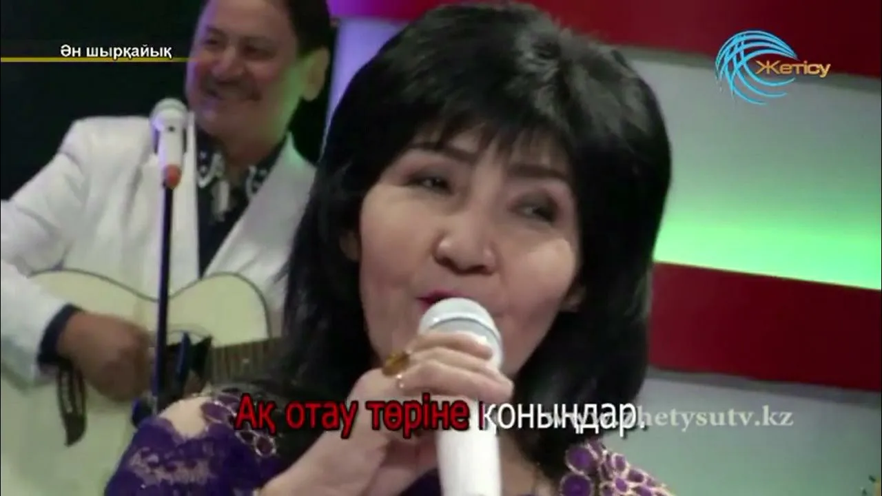 Қызбен күнделікті өмірдің порно суреттері