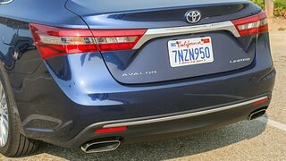 2018 Toyota Avalon – Rival of Nissan Maxima, Ford Taurus, Hyundai Azera, and Lexus Es350