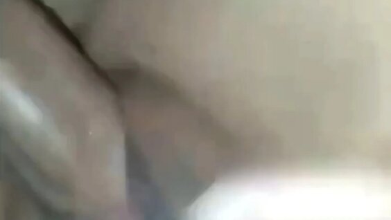 «Махаббат және секс» фильмін қараңыз