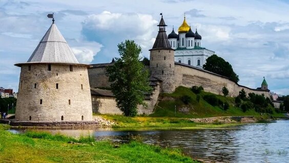 «Чудеса России_ Псковскии Кремль» — Видео от Букландия