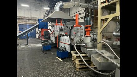 Гранулятор для пленки с компактором SJ150/150 SKGM+