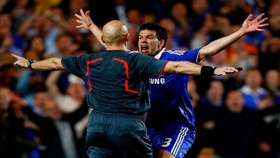 Челси - Барселона (2009 год) судейство Эвребё — Видео от Champions Cup | Футбол Чемпионат Ми...