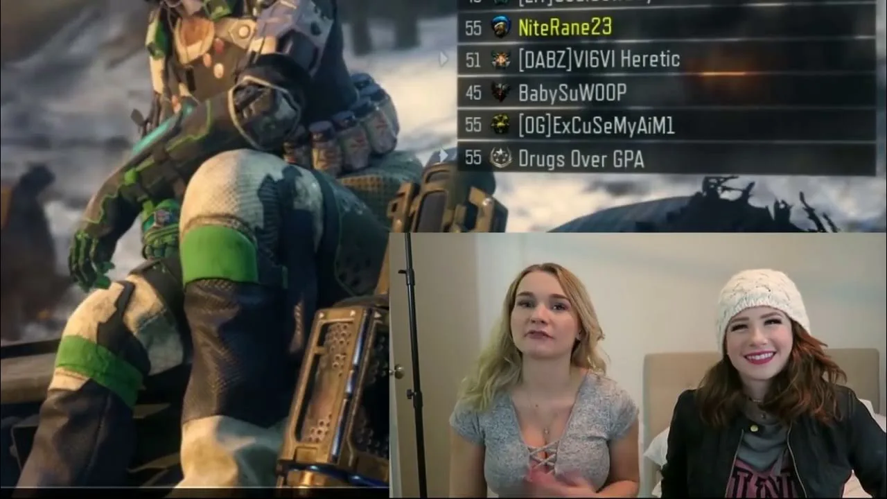 omg strip call of duty zoie burgher and abigale mandler