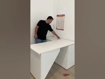 Стол с поворотной столешницей