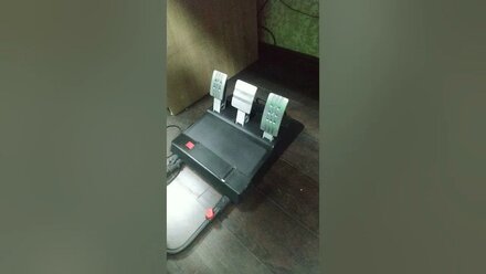 Подарок на ДР ребенку папа берет в аренду на дом 🏡 ps4 кресло и руль. Крутая будет днюха;)