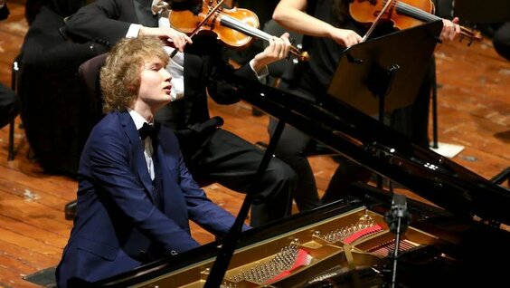 Ivan #Bessonov plays #Tchaikovsky #Piano Concerto n.1 #calmamanagement ...