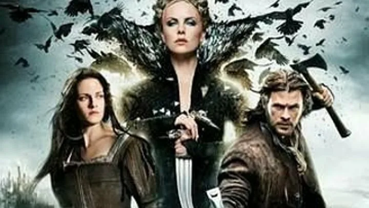 Qizlar kokraklarini korsatishadi