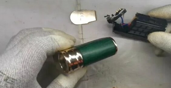 elfbar nachfüll pod läuft aus Voopoo Drag Screen Replacement VooPoo DRAG 5 Box Mod Kit .98 main image 1