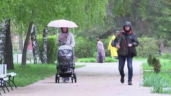 Погода преподносит сюрпризы в разных частях России — Видео от Новости Первого канала