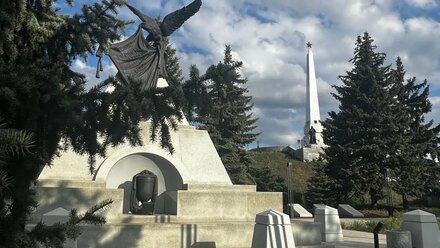 Пешком по мемориалу «Острая Могила» в Луганске 2023