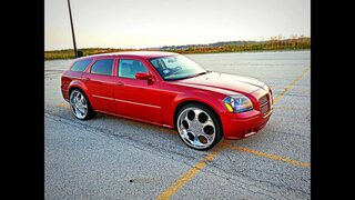 2007 Dodge Magnum SXT on 24"s etc.