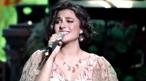 Жетілген әйелдермен порнофотосуреттер