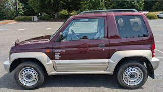 1995 Mitsubishi Pajero Junior ZR-II 4x4 MT5 1.1L