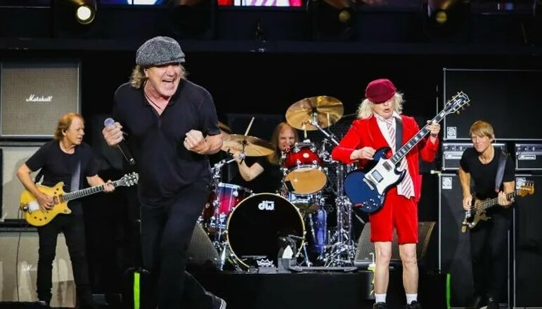 Отличный клип! ACDC – 1993 – Big Gun. — Видео от Music Rarities/prog ...