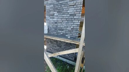 второй свет и кирпич ручной формовки