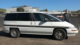 Oldsmobile Silhouette был очень странным люксовым минивэном