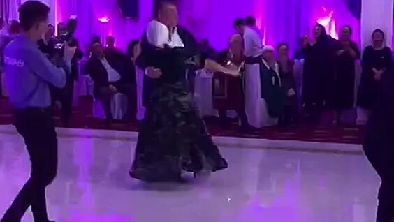 Жалаңаш ресейлік атақты жұлдыздардың жалаңаш бейнелері