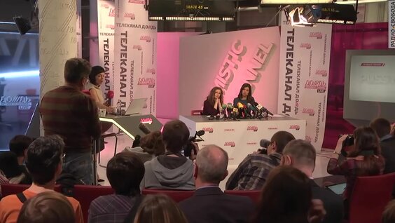 төрт аяғында порно әйелдер