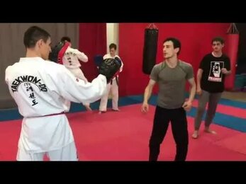 Как тренируются взрослые таэквондо? Клуб Силла в Москве