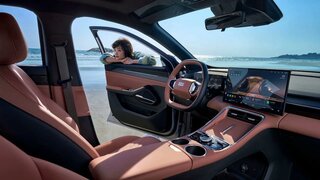 Гибрид Geely Galaxy L6 2025: Расход меньше 3 л. и цена $11 350!